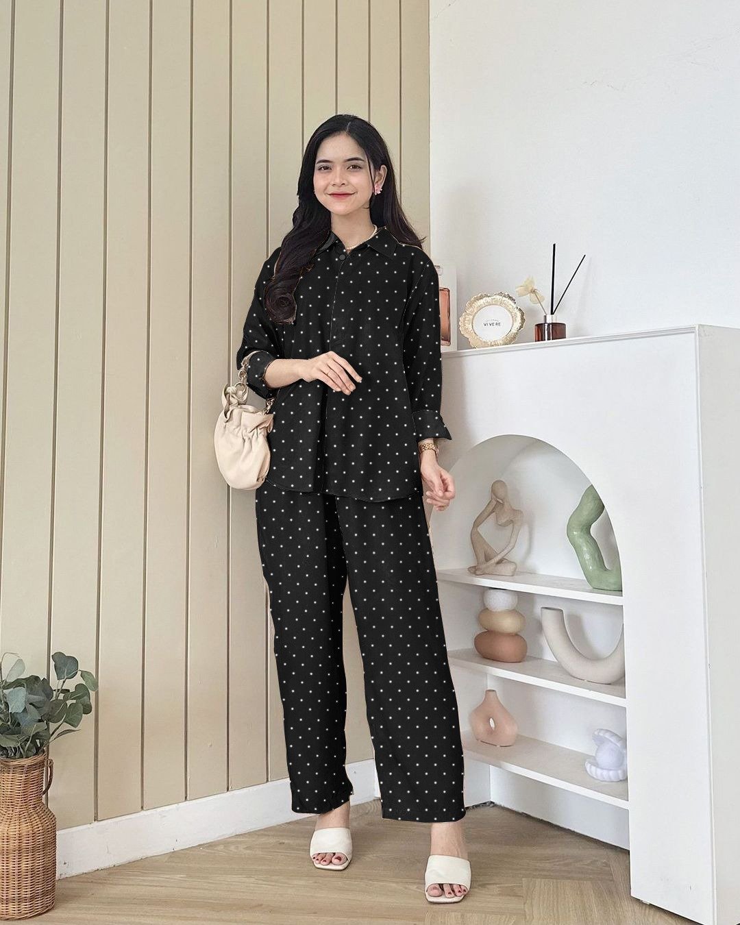 POLKADOT HITAM (3)